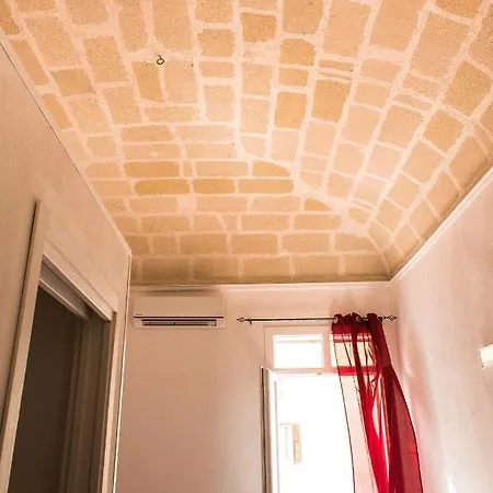 Teti 2* Трапани